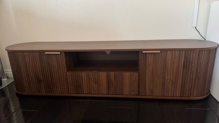 Brand new tv console