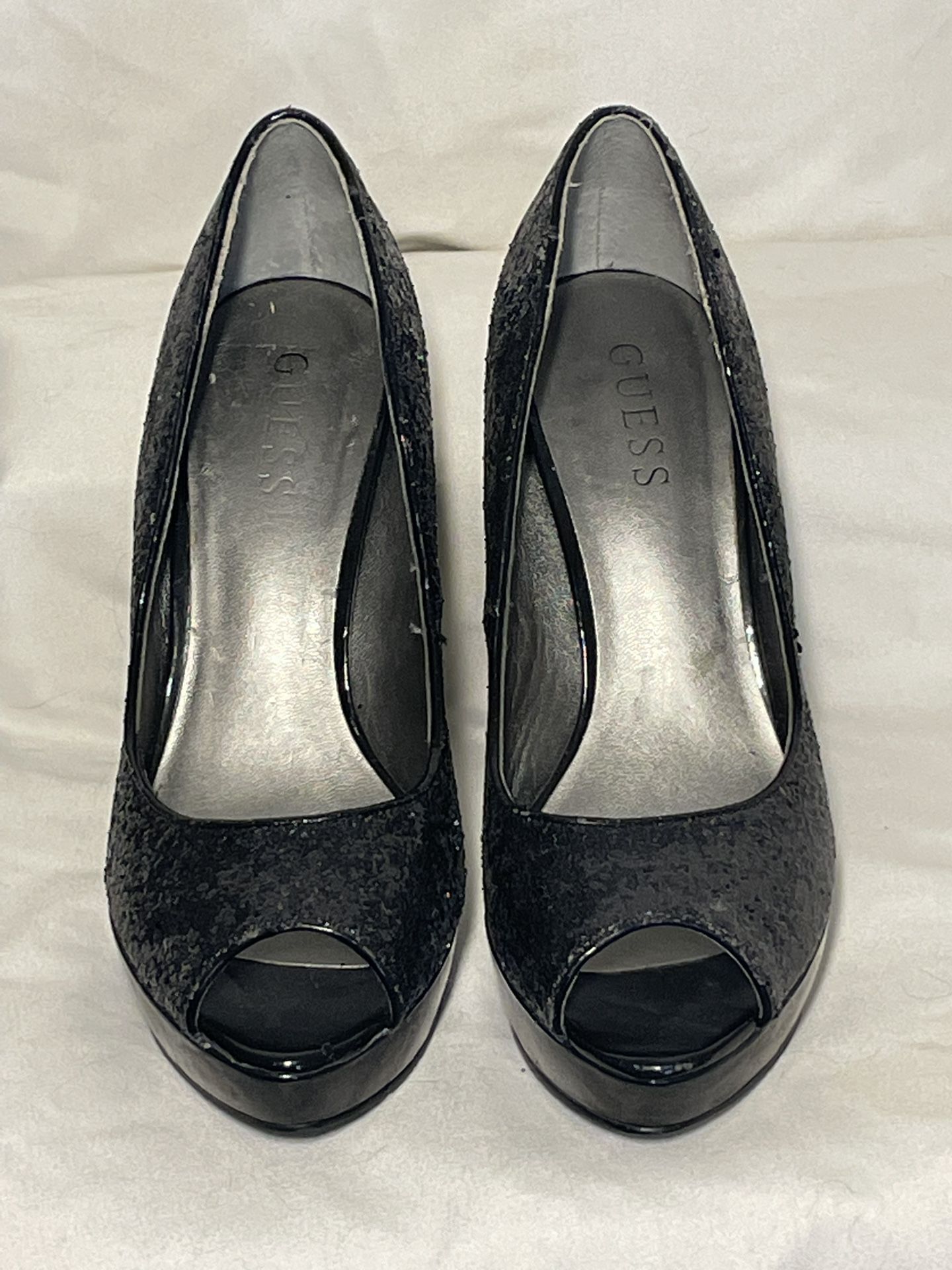 Guess Shoes Women’s Size 7, Black