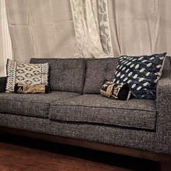  Loveseat  