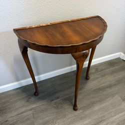 Vintage Bevan Funnell Reprodux Queen Anne Style Demi lune Console Table with a pie crust edge - made in England  28.75”W x 14.5”D x 29.25”H Price is f