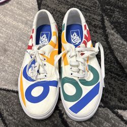 Vans (US) Size 7.5 Men’s/9 Women’s 