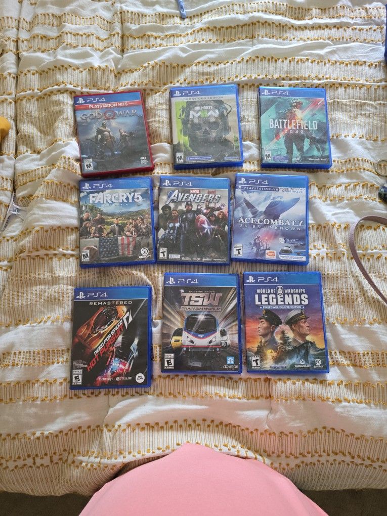 ps4 games.. 10$ each or 75 for all of them