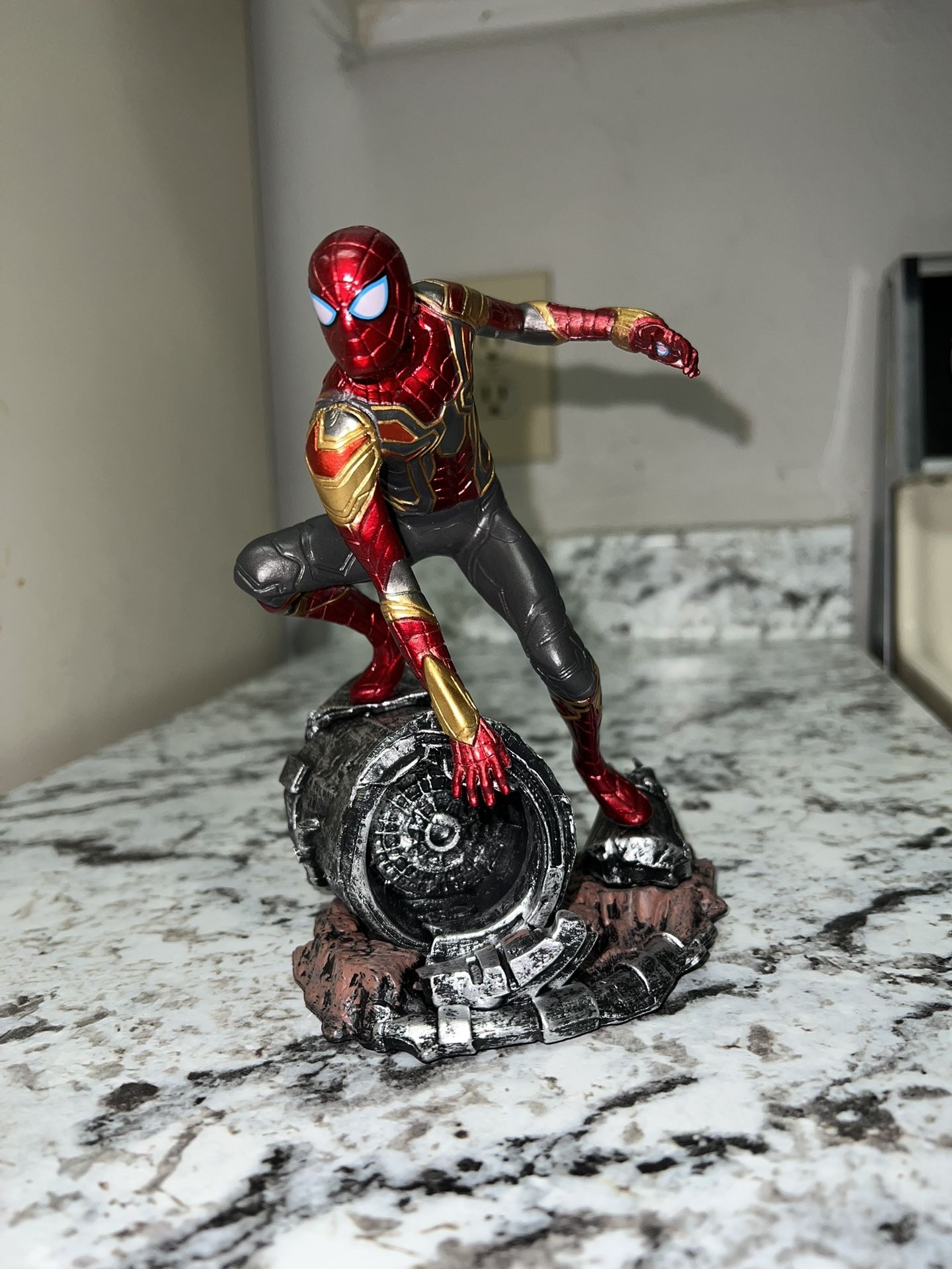 Iron Spider Statue 