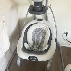 Graco Duetsoothe Swing And Rocker 