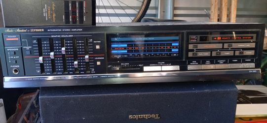Vintage Amplifier With Remote