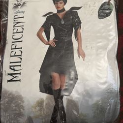 Maleficent Women’s Costume Size M (8-10)