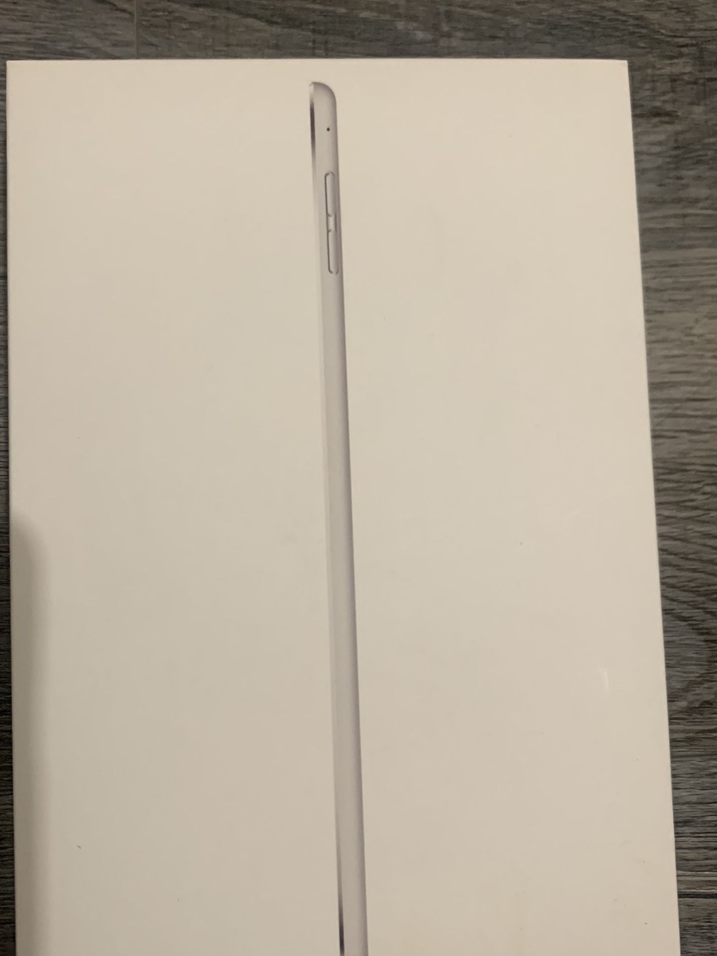iPad mini 4 Box
