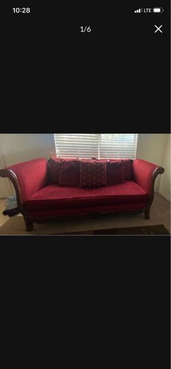 Antique-Style Red Velvet Sofa