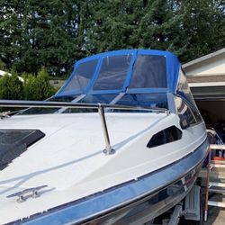 Awesome Bayliner Cuddy 