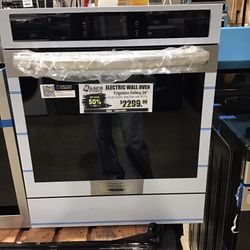 Electric Wall Oven 24” 