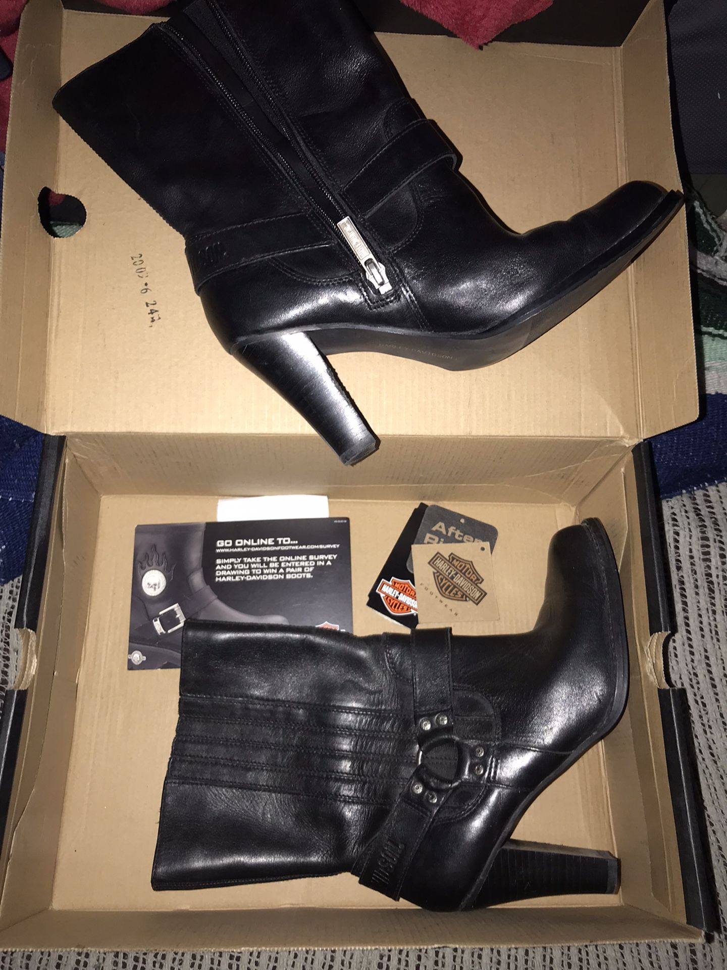 New Women’s Leather Harley Davidson Boots Size 8 1/2 Please See Other Pictures Only $60 Firm