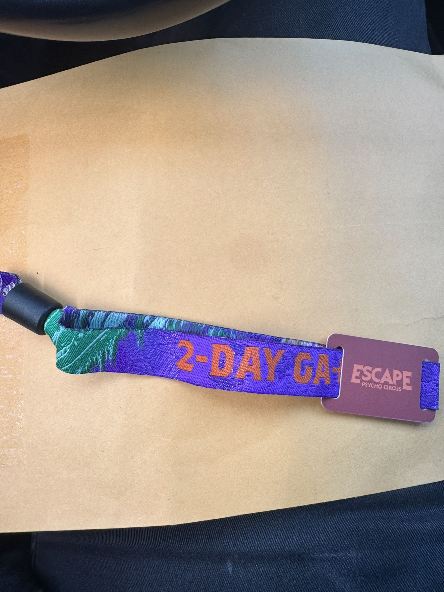 Escape Halloween 2-Day Pass GA + - 