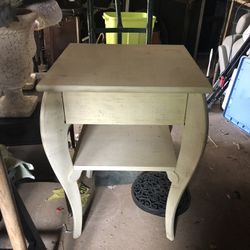 Accent Table