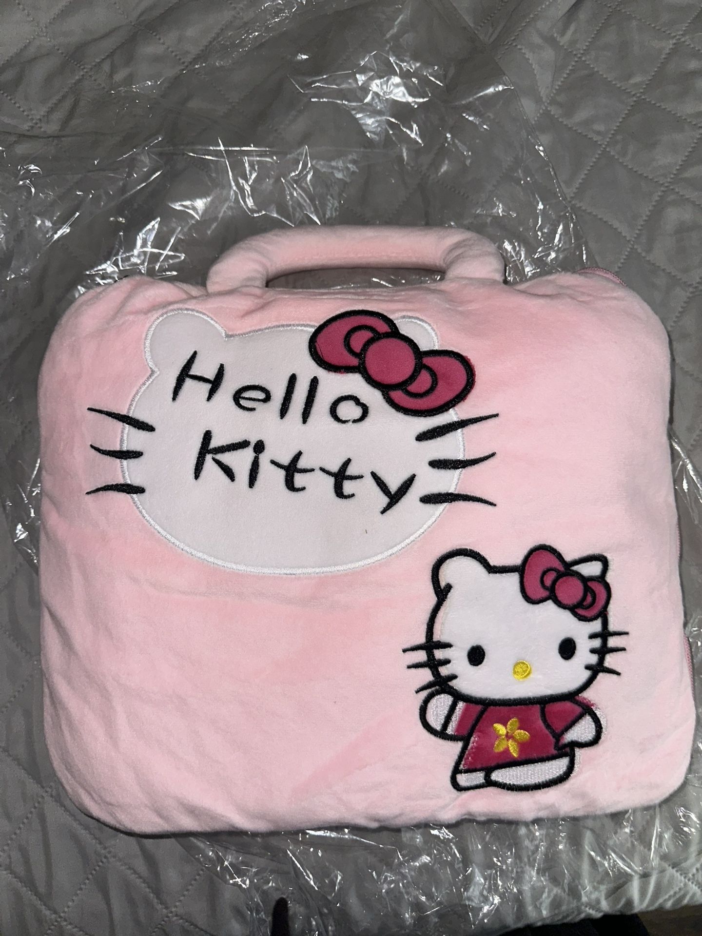 Hello Kitty 2 In 1 Blanket And Pillow
