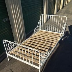 TWIN METAL AND WOOD BED FRAME