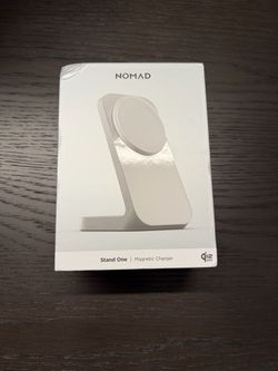 NEW NOMAD Stand One MagSafe 15W Fast Charging Dock