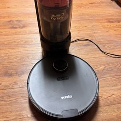 Eureka Bagless Robot Vacuum E10s