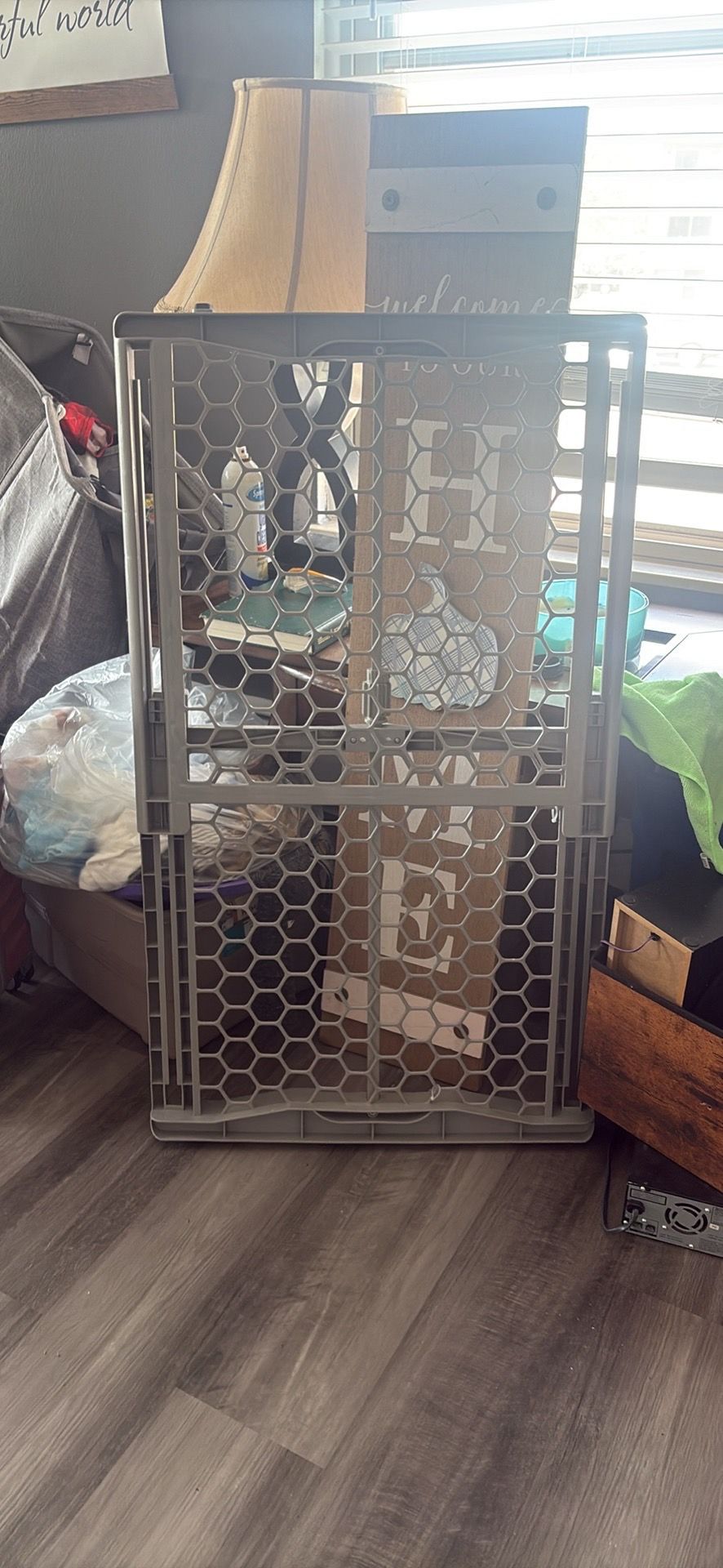 Baby gate