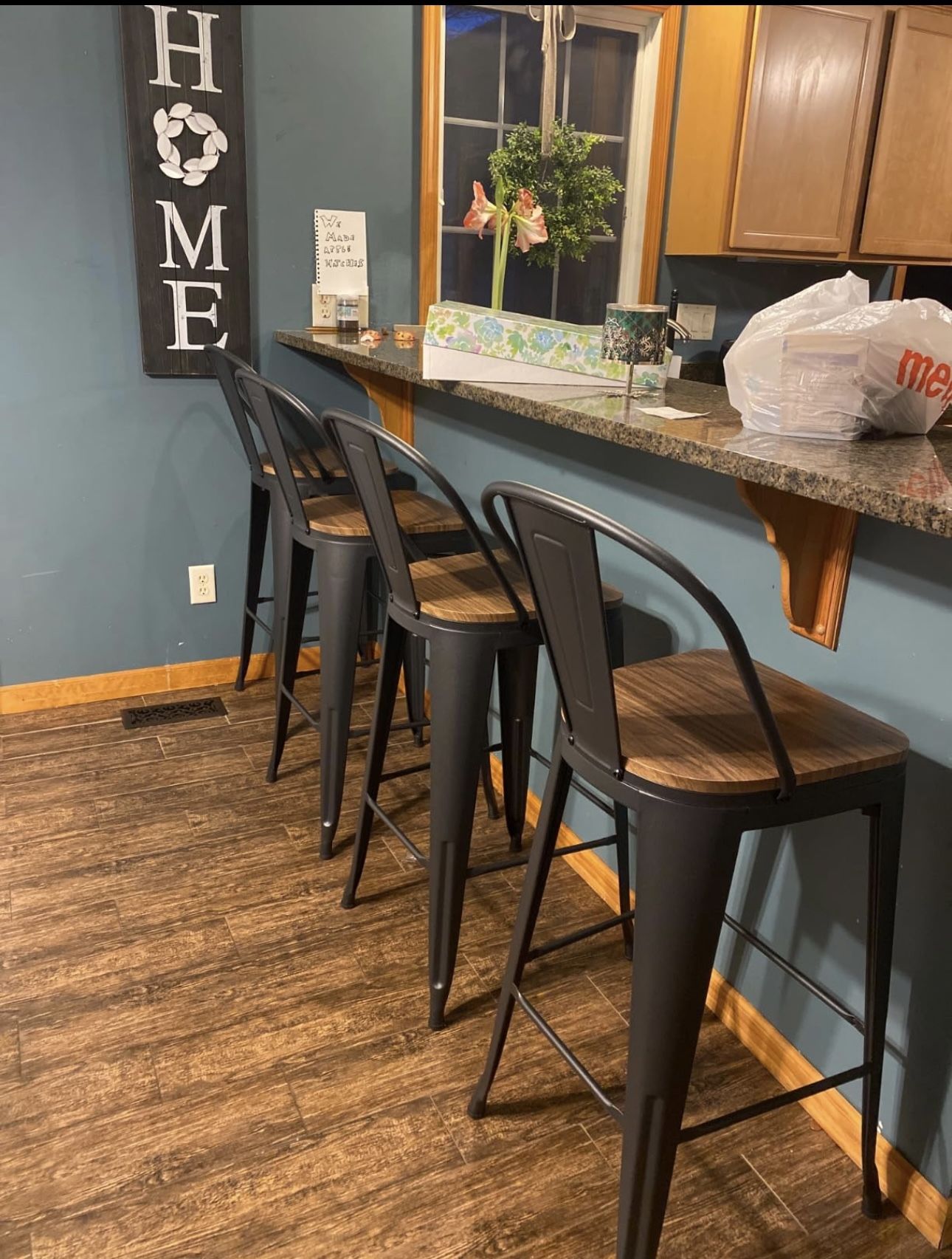 Metal Barstools With Wooden Seat, Set of 4 Farmhouse Metal High Back Counter Height Bar Stools