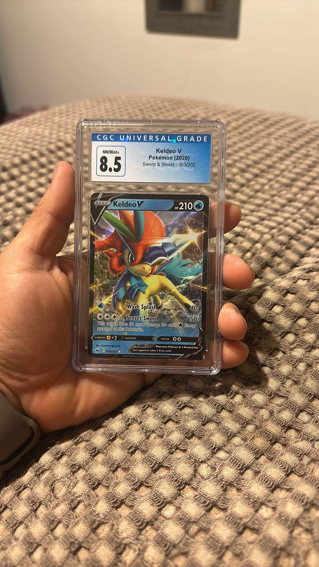 Pokémon Graded Keldeo V (2020)