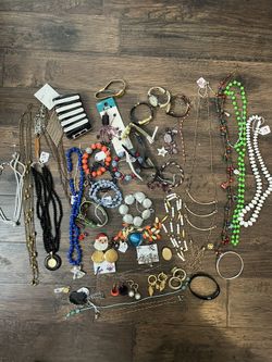 Jewelry Lot