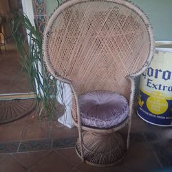 Peacock chair (Gr8  For  props)