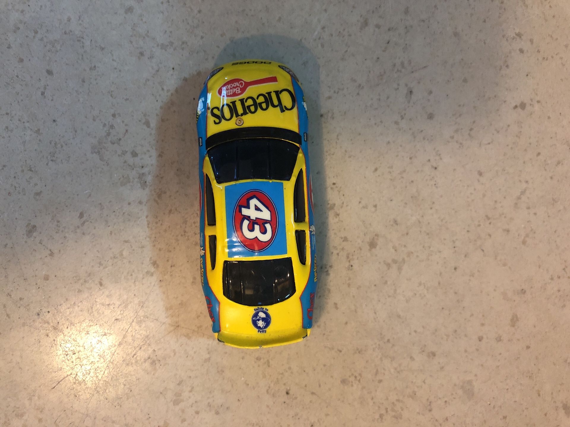 Hot Wheels Cheerios Number 43 Toy Car