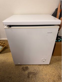 Stand alone freezer