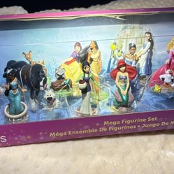 Disney Princess and Furry Friends Mega Figure Set