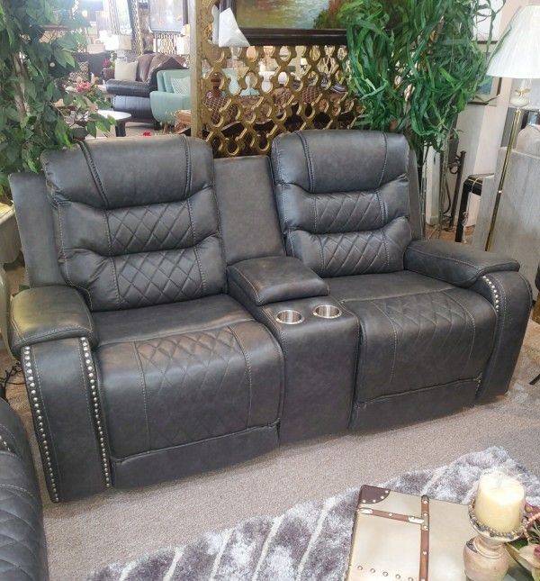 New Power Reclining Grey Loveseat with Console cup holders
