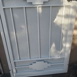 Screen door