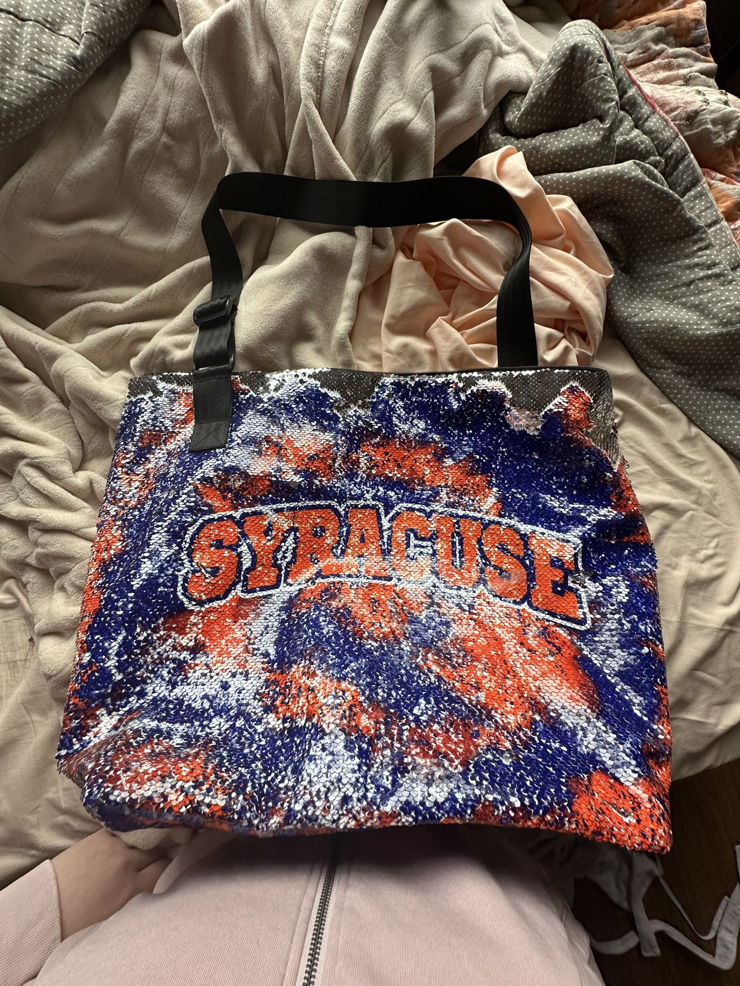 SU duffel bag with reversible sequins!