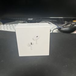 Apple Airpods Pro 2nd Generation with Magsafe Wireless Charging Case-White