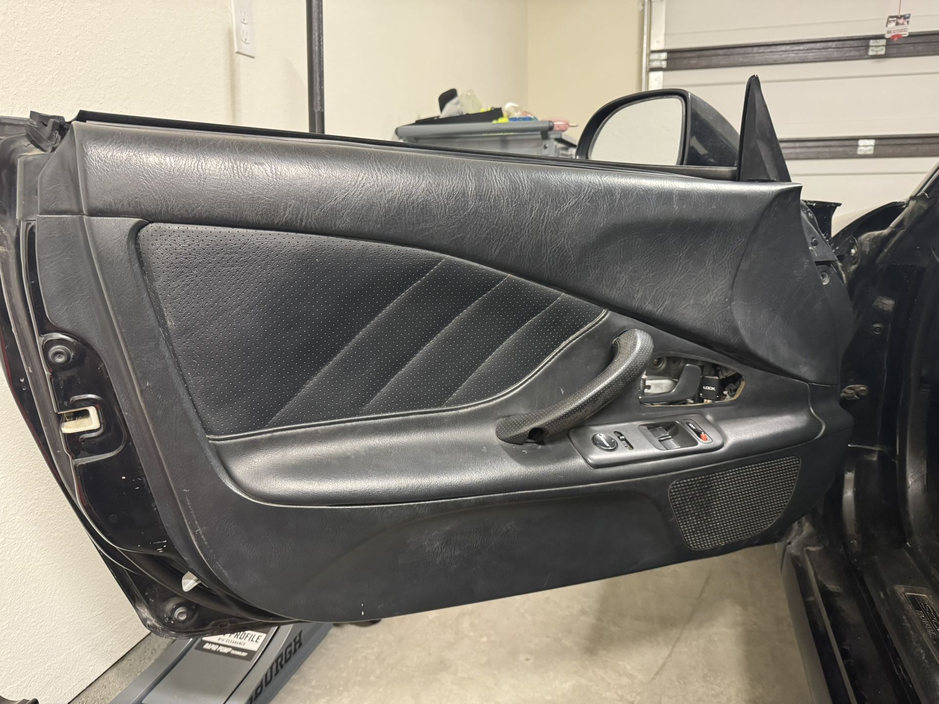 AP1 S2000 Black Door Panels