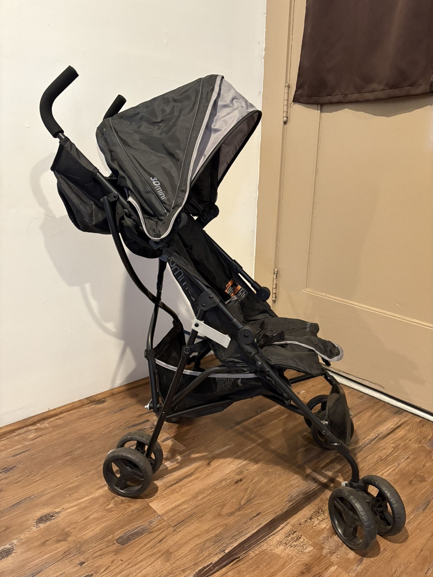 stroller 