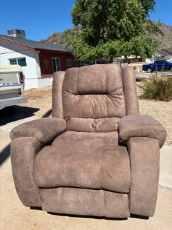 Bradford Manual Rocker Recliner - Big & Tall