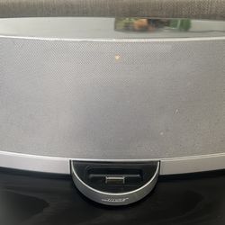 Bose Sound Dock Portablr digital music system