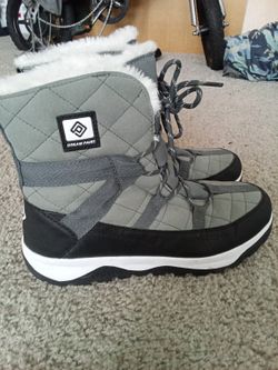 DREAM PAIRS Waterproof Snow Boots with Faux Fur Lining and Non-Slip Outsole