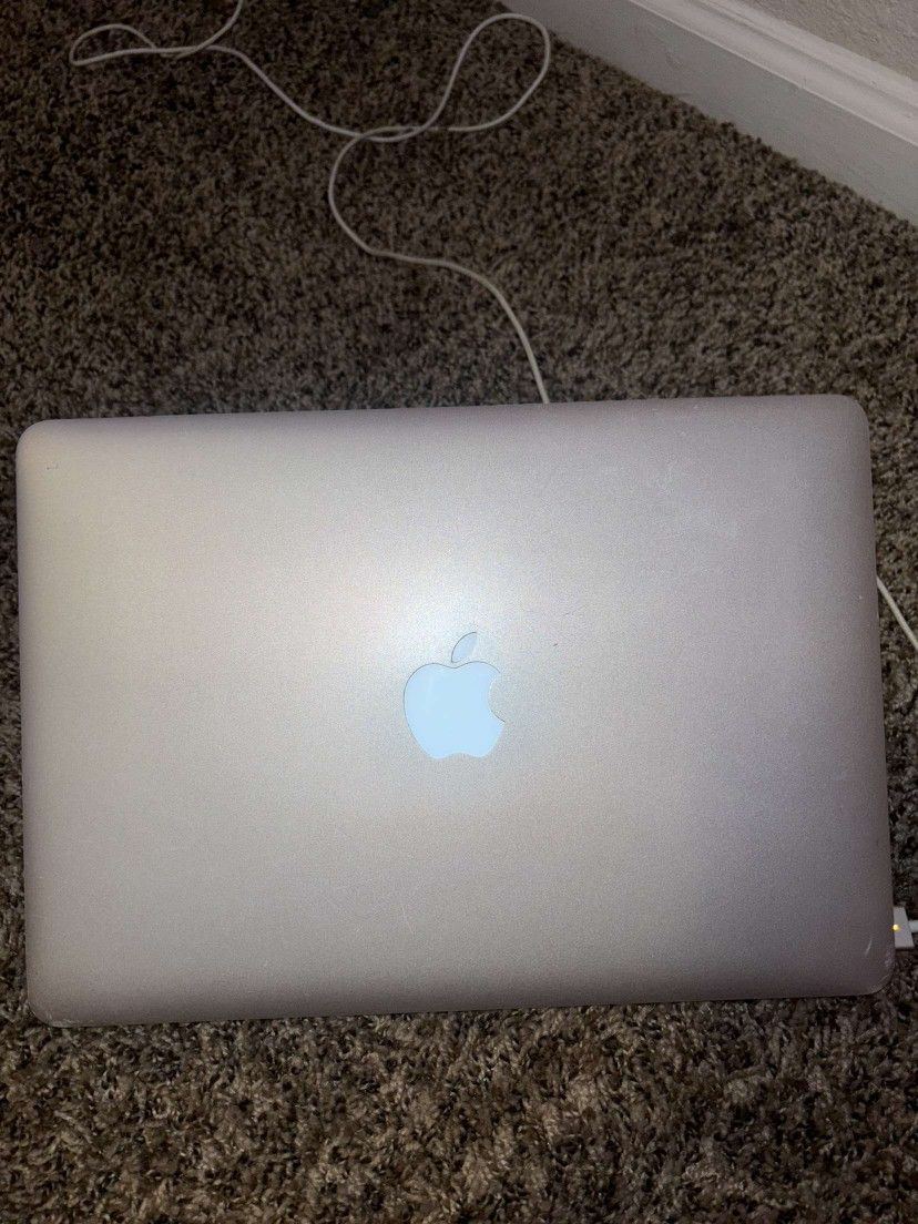 MacBook Air 13-inch (2017) - Core i5 - 8GB - SSD 128GB