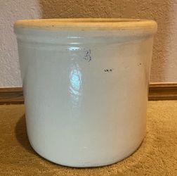 Vintage Beige Glazed Stoneware Crock- 2.68 Gallons