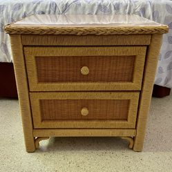 Henry Link Wicker Night Stand End Table 2 Drawers 2 Tone Wicker 24W x 24.5H x 18D Beautiful Condition Plexiglas Insert on Top
