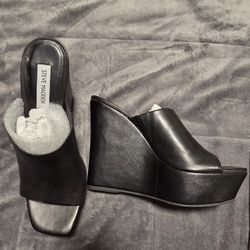 Steve Madden Wedges Size 10