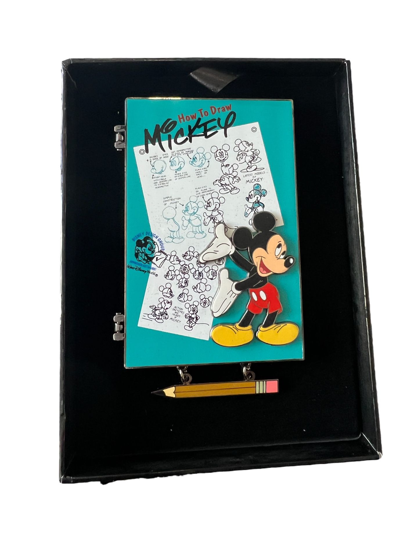 Disney WDW Featured Artist Jumbo Collection 2005 Let's Draw Mickey! LE 750 Pin.   This adorable Limited Edition 750 pin was released as part of the Fe