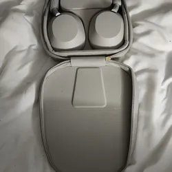 Sony XM5 Headphones