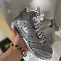 Jordan 5 Retro Wolf Grey Size 6y