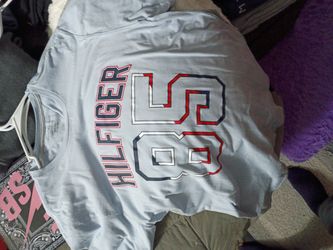 Tommy Hilfiger tshirt XL