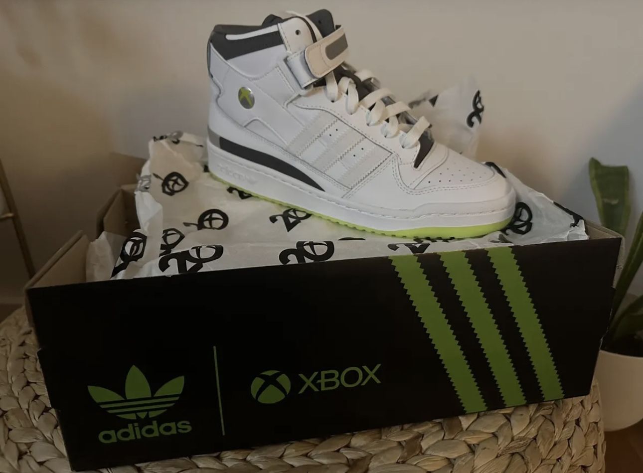 Adidas Forum Mid Xbox 360 20th Anniversary. Size 9