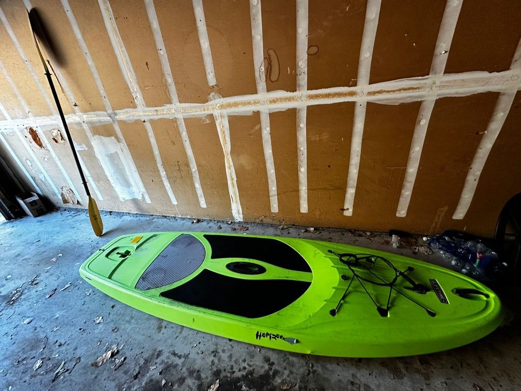 Lifetime Horizon Paddle Board.
