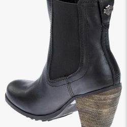 Women’s Motorcycle Boots