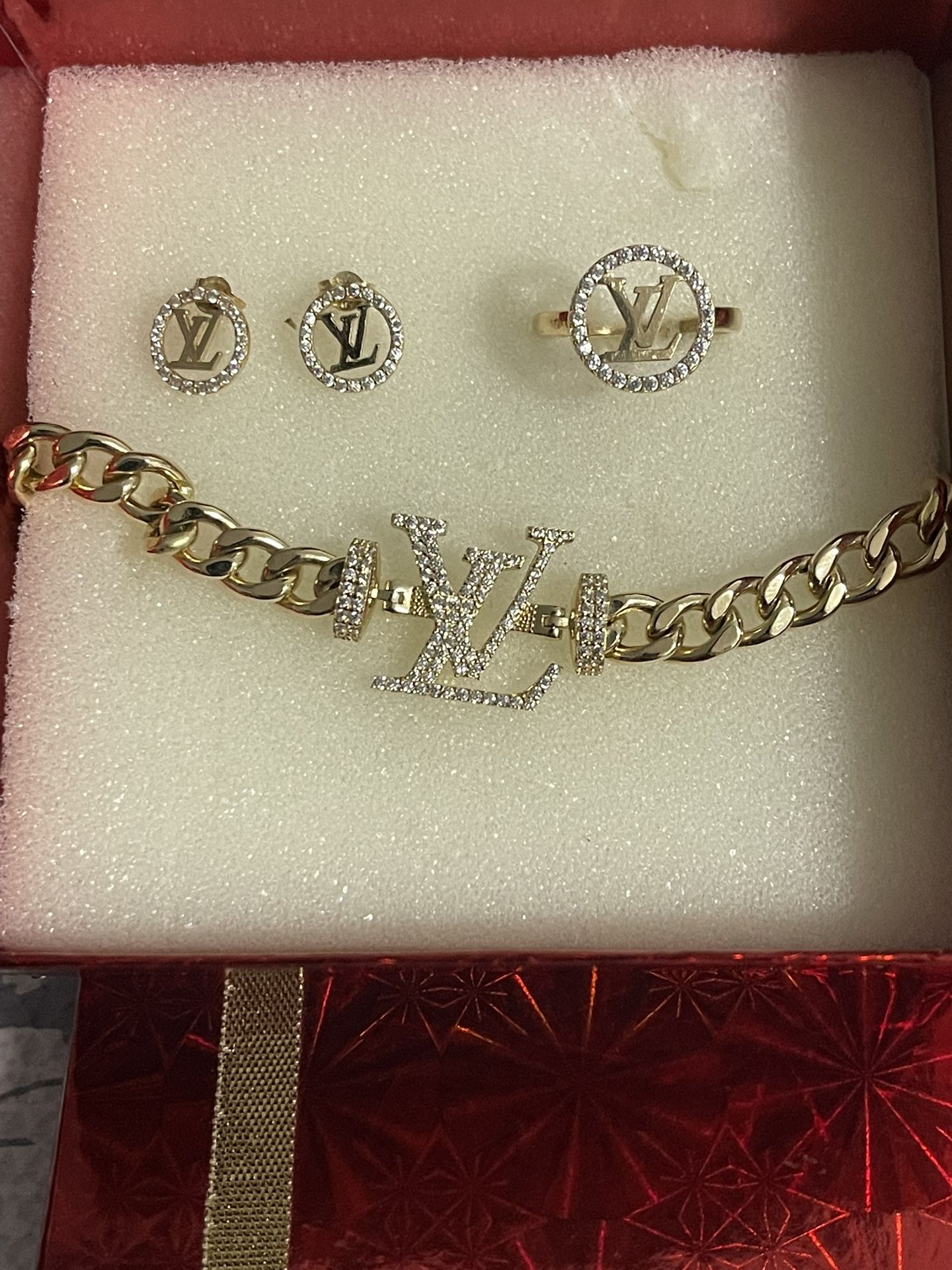 14k Ring,Bracelet,Earrings Louis Vatton